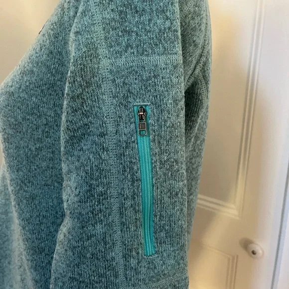 Patagonia Women's Better Sweater 1/4-Zip Teal Green Fleece. Size: Medium. - Picture 6 of 11